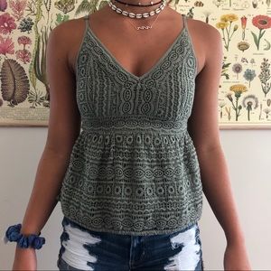 flouncy green low neck tank